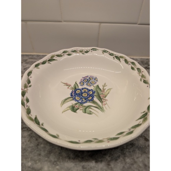 Noritake Gourmet Garden: Soup / Cereal Bowl, 7 1/2", #12 Primula - Picture 1 of 5